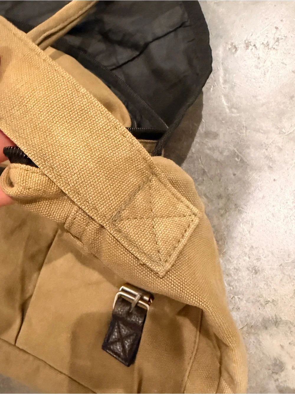 N/A tan canvas